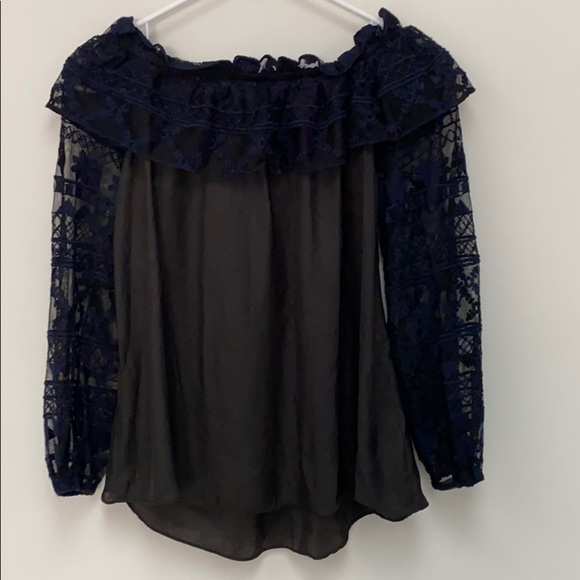 Parker Embroidered Off-The-Shoulder Top - Picture 7 of 9